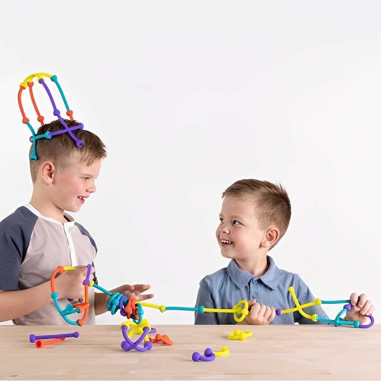 Plip Kit – 52-Piece Silicone Builder Set | Flexible Links for Bending | Creative STEM Learning Toy