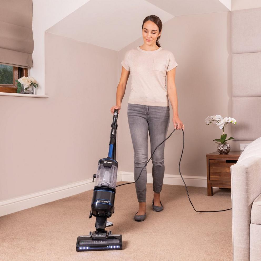 Lift-Away Upright Vacuum Cleaner NV602UK