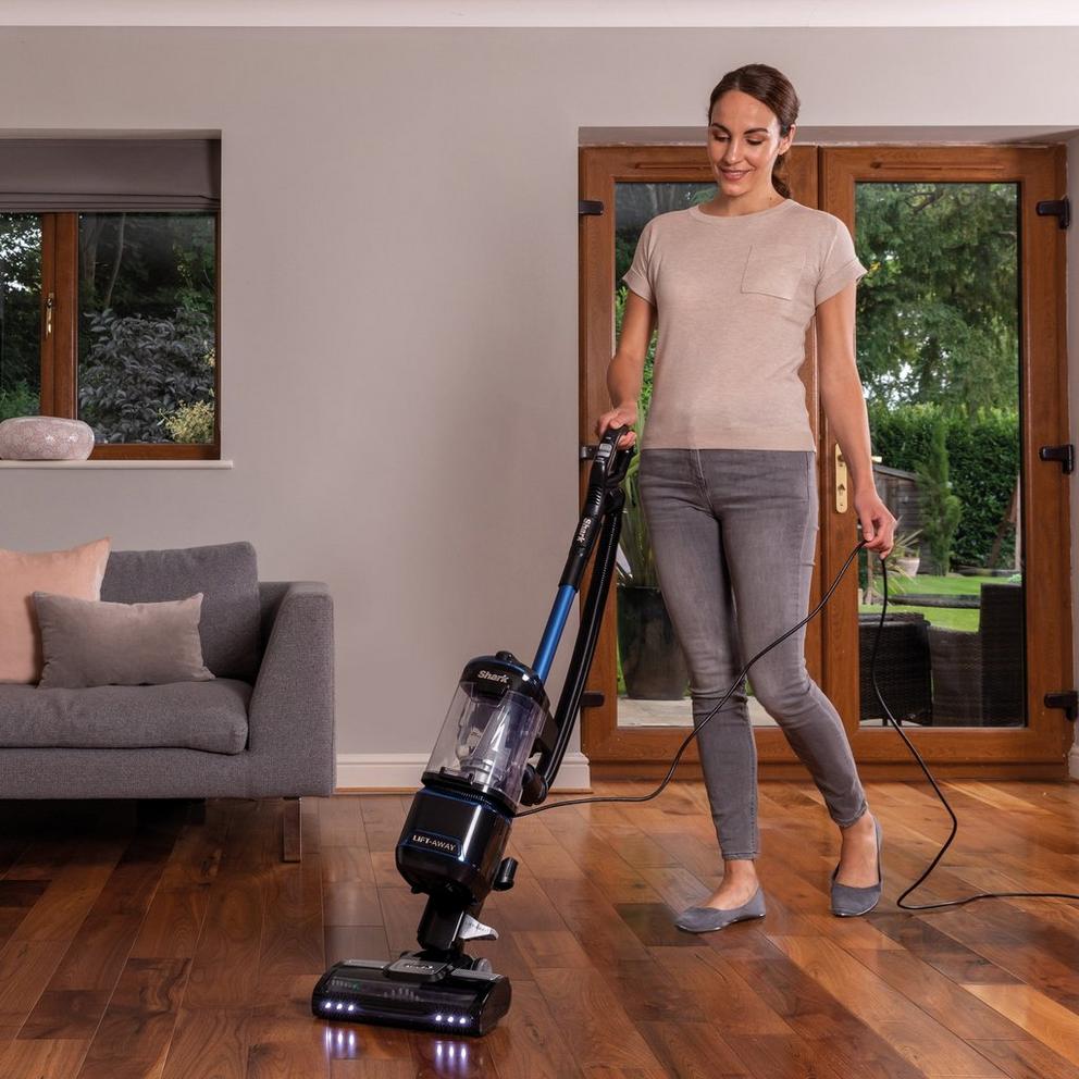 Lift-Away Upright Vacuum Cleaner NV602UK