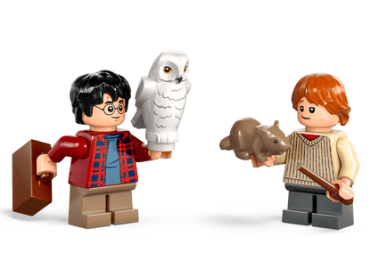 LEGO Harry Potter Flying Ford Anglia Building Set 76424