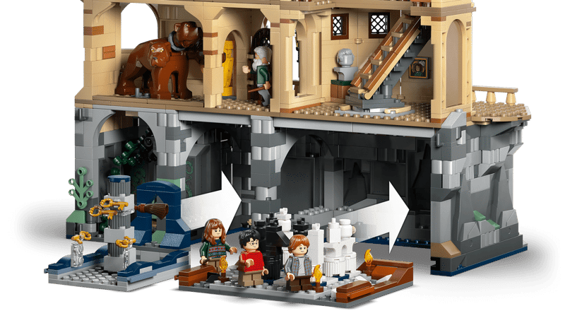 LEGO Harry Potter Hogwarts Castle: The Main Tower Building Set