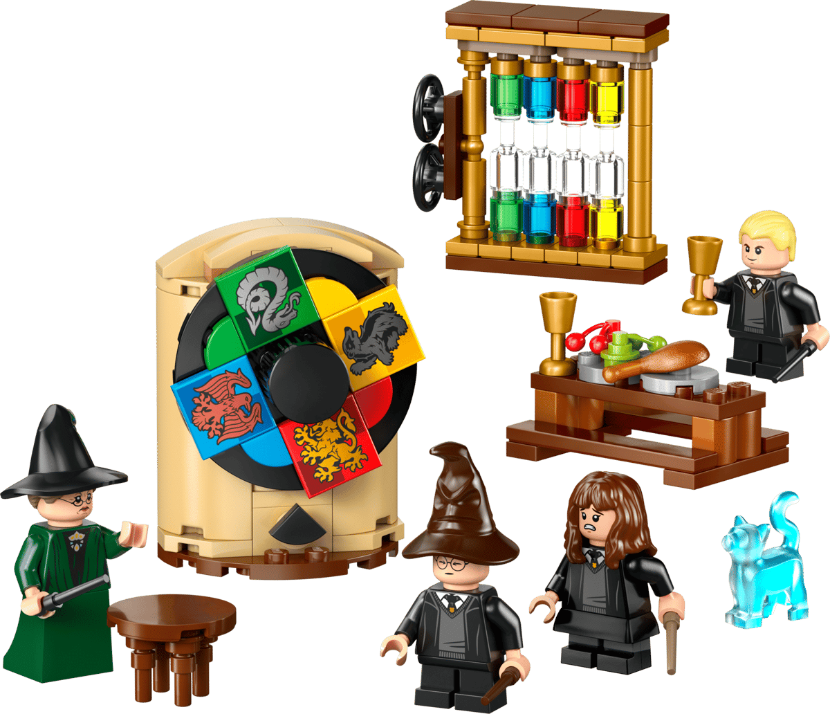 LEGO Harry Potter Hogwarts Castle: Sorting Hat Ceremony Building Set