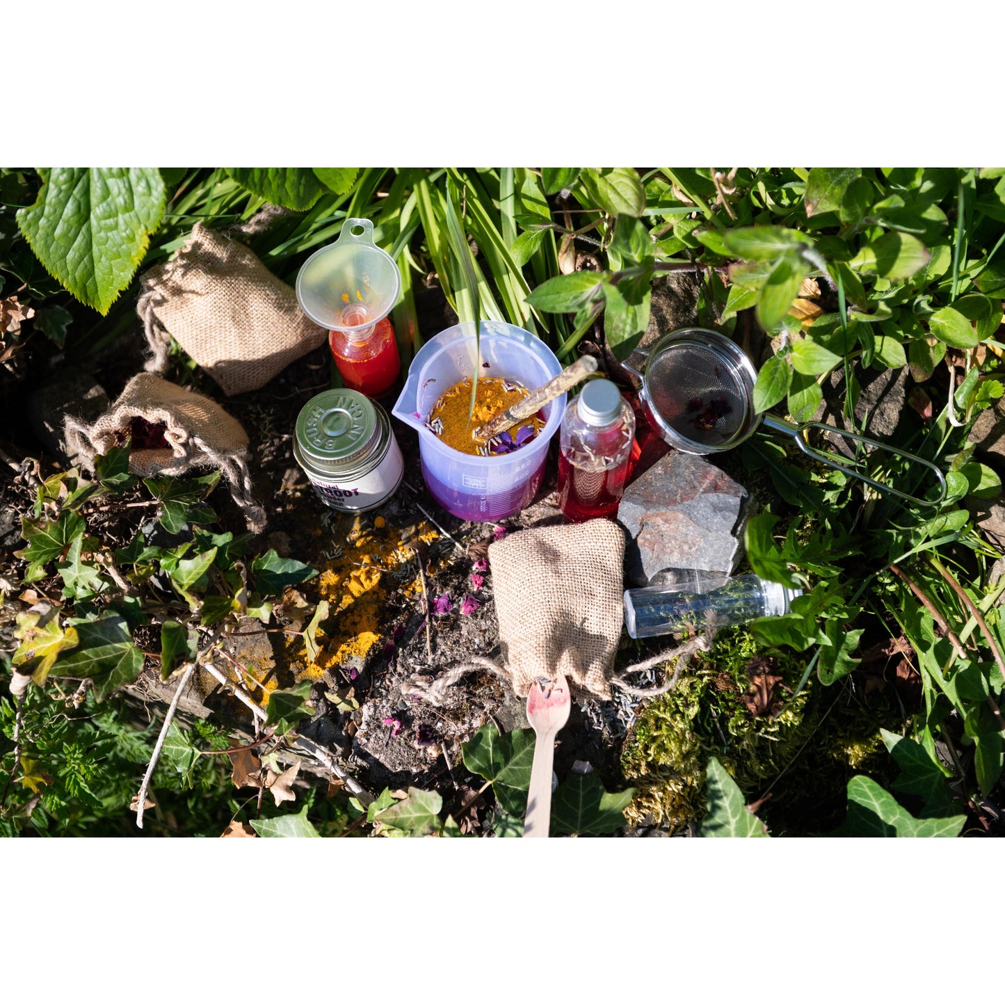 The Den Kit Company - The Potion Making Kit