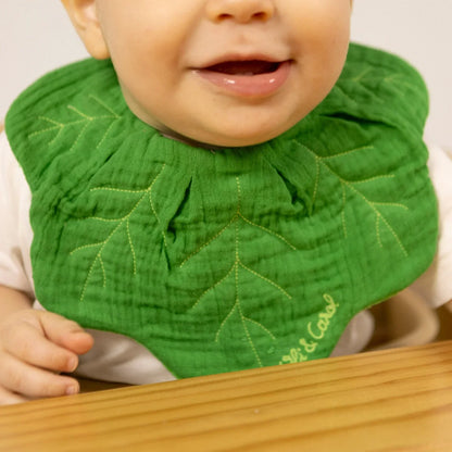 Oli&Carol Kendall the Kale Feeding Bib