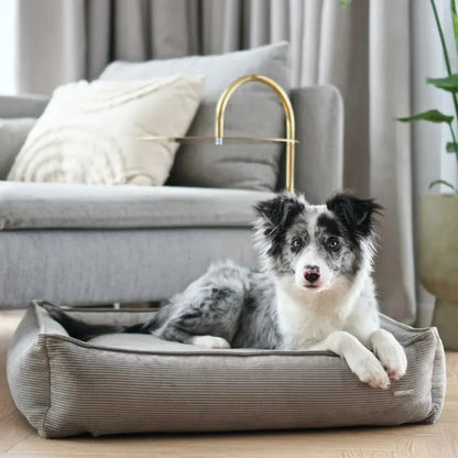 Labbvenn STRIPPO Dog Bed