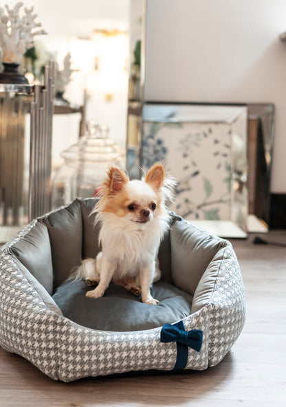 Oh Charlie Round Dog Bed Glamour