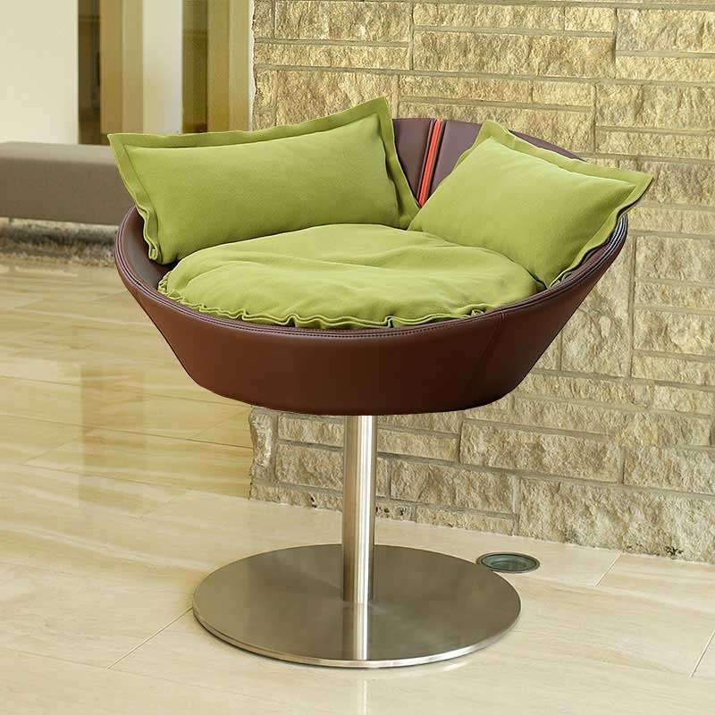 Pet Interiors Cosmo Leather Deluxe Cat Bed