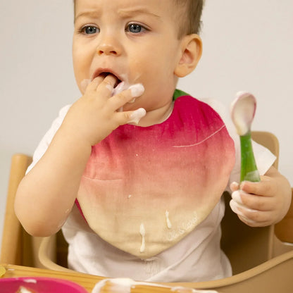 Oli&Carol Ramona the Radish Feeding Bib