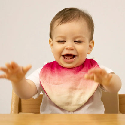 Oli&Carol Ramona the Radish Feeding Bib