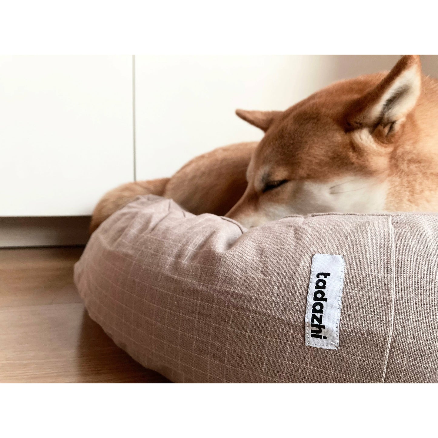 Tadazhi Poespas Chequered Dog Bed