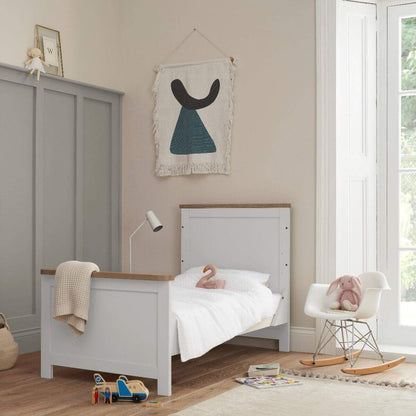 Tutti Bambini Verona 4 Piece Room Set - White/Oak